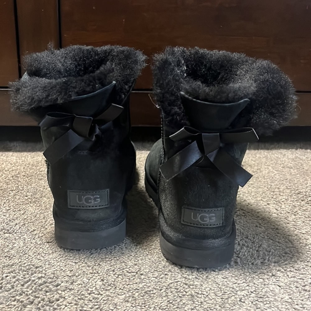 Bailey Bow Mini Ugg Boots
